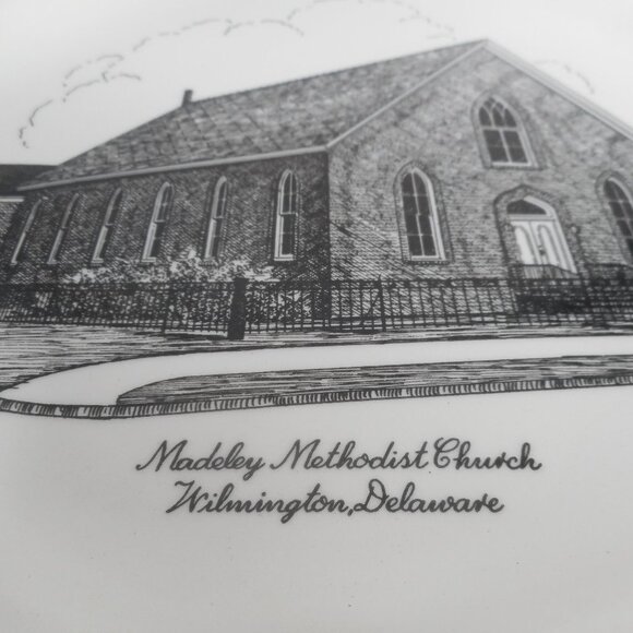 Commemorative Souvenir Plate Methodist Church - Picture 3 of 7
